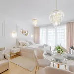 Laba Kasprowicza 20 Parking Basen Fitness Bawialnia W Cenie, Parkplatz Schwimmbad Fitness Spielzimmer Im Preis * Kolberg