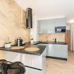 Appartement Laba Kasprowicza 20 Parking Basen Fitness Bawialnia W Cenie, Parkplatz Schwimmbad Fitness Spielzimmer Im Preis Kołobrzeg