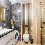 Laba Kasprowicza 20 Parking Basen Fitness Bawialnia W Cenie, Parkplatz Schwimmbad Fitness Spielzimmer Im Preis Appartement