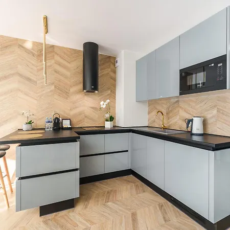 Laba Kasprowicza 20 Parking Basen Fitness Bawialnia W Cenie, Parkplatz Schwimmbad Fitness Spielzimmer Im Preis Kołobrzeg