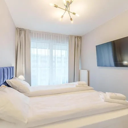 Laba Kasprowicza 20 Parking Basen Fitness Bawialnia W Cenie, Parkplatz Schwimmbad Fitness Spielzimmer Im Preis * Kołobrzeg