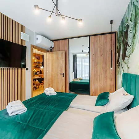 Laba Kasprowicza 20 Parking Basen Fitness Bawialnia W Cenie, Parkplatz Schwimmbad Fitness Spielzimmer Im Preis *