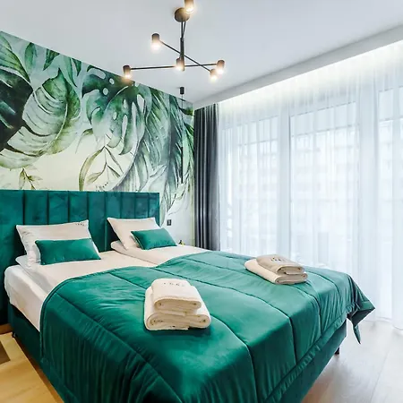 Laba Kasprowicza 20 Parking Basen Fitness Bawialnia W Cenie, Parkplatz Schwimmbad Fitness Spielzimmer Im Preis