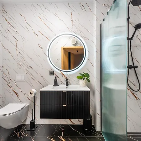 Laba Kasprowicza 20 Parking Basen Fitness Bawialnia W Cenie, Parkplatz Schwimmbad Fitness Spielzimmer Im Preis * كولوبرزيغ