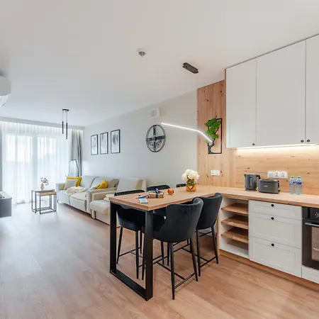 Apartman Laba Kasprowicza 20c Parking Basen Fitness Bawialnia W Cenie, Parkplatz Schwimmbad Fitness Spielzimmer Im Preis Kołobrzeg