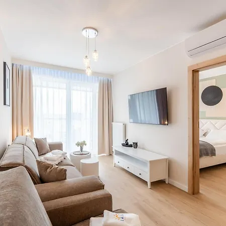 Laba Kasprowicza 20c Parking Basen Fitness Bawialnia W Cenie, Parkplatz Schwimmbad Fitness Spielzimmer Im Preis كولوبرزيغ