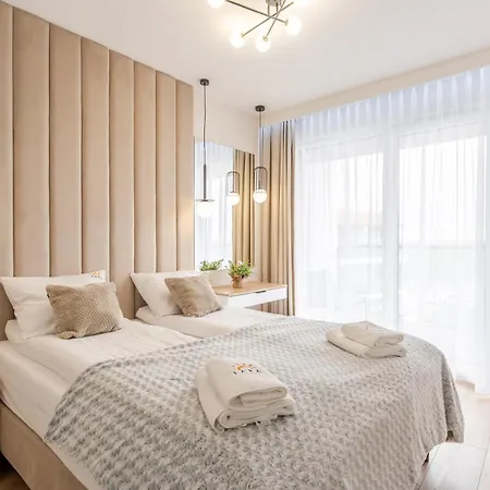 Laba Kasprowicza 20c Parking Basen Fitness Bawialnia W Cenie, Parkplatz Schwimmbad Fitness Spielzimmer Im Preis كولوبرزيغ